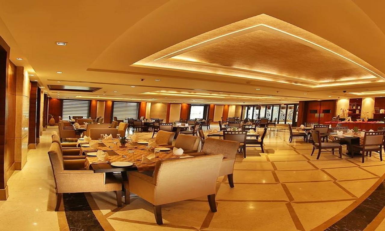 City Park Resort Bahādurgarh エクステリア 写真