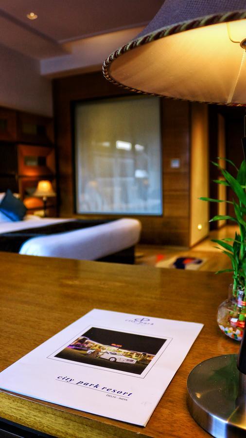 City Park Resort Bahādurgarh エクステリア 写真