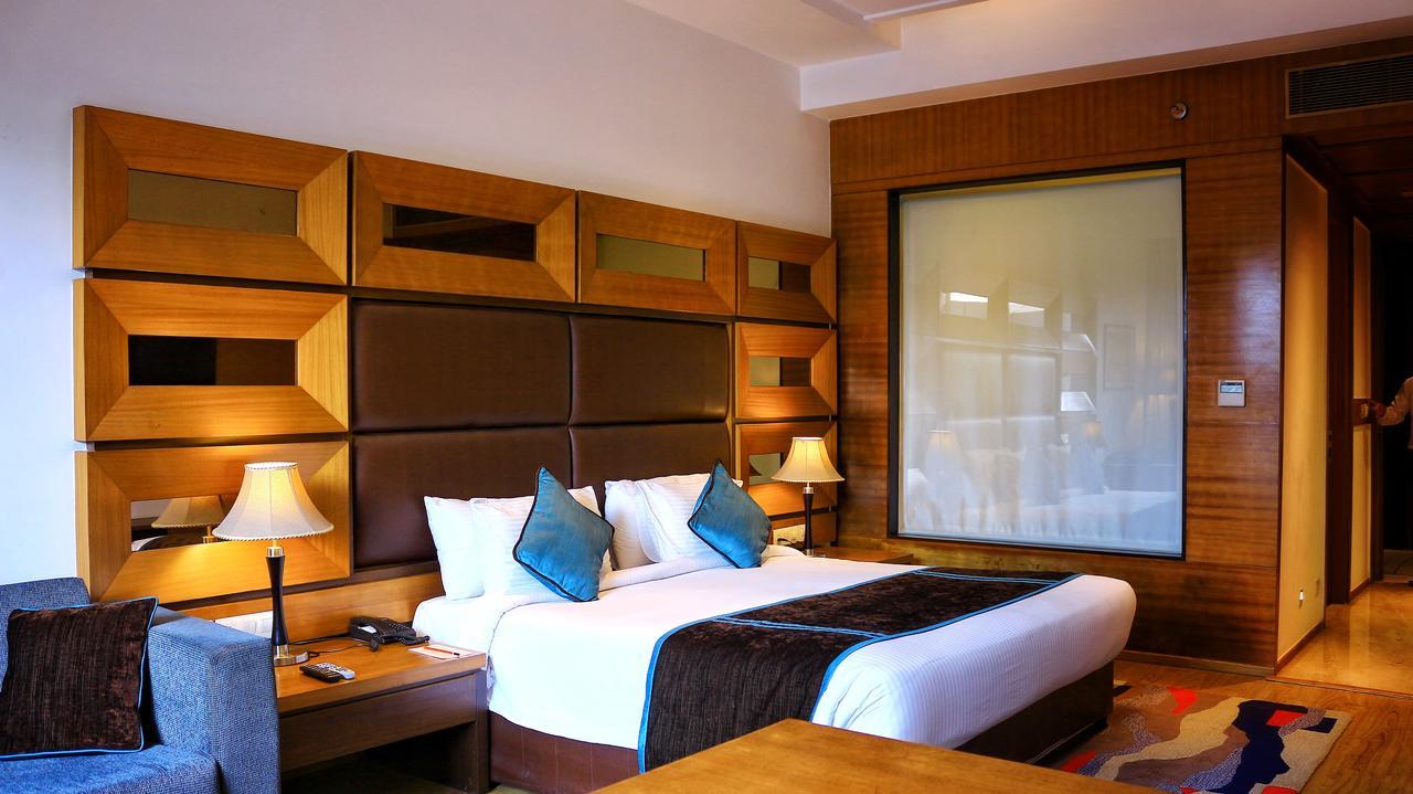City Park Resort Bahādurgarh エクステリア 写真